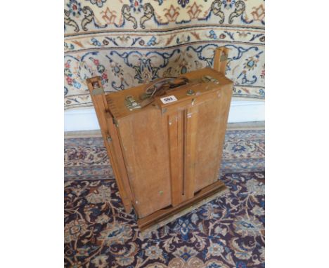 A French portable outdoors sketching artists easel - 57cm wide 