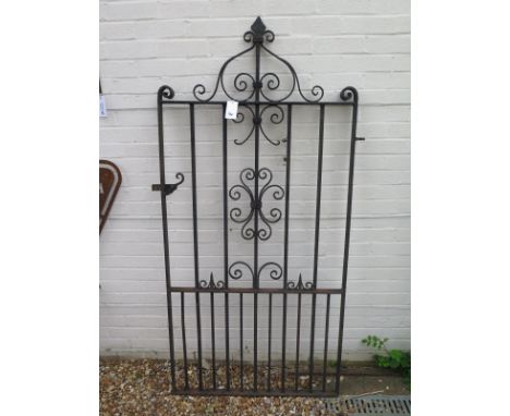 A single iron gate - 188cm x 90cm 