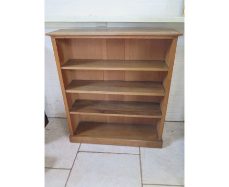 A Victorian oak four shelf book case - 109cm tall x 97cm x 29cm 