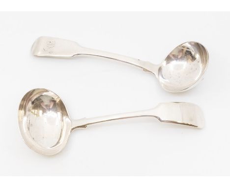 A George IV silver fiddle pattern sauce ladle, by WT, London, 1827 together with a later example, by GJ/DF, London, 1913 (2) 