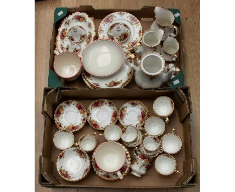 Royal Albert Old Country Roses tea set, comprising teapot, hot water pot, jugs, plates, bowls, salt &amp; pepper, cups, sauce