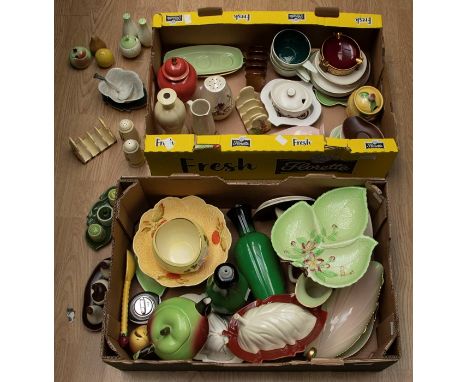 Two boxes of mid 20th Century Carltonware to include tea ware, vases, dishes etc (2 boxes)&nbsp;