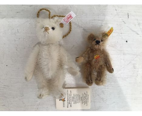 Two small steiff bears with tags.
