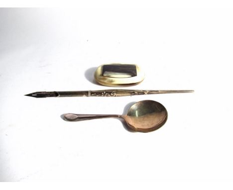 A silver quill marked 800, silver tea caddy spoon and a horn snuff mule (3)
