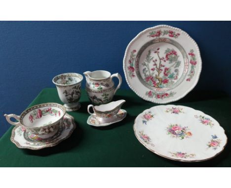 Collection of bone china comprising of Coalport "Indian Tree" plates, teacups etc., Copeland "Indian Tree" milk jug and bowl,