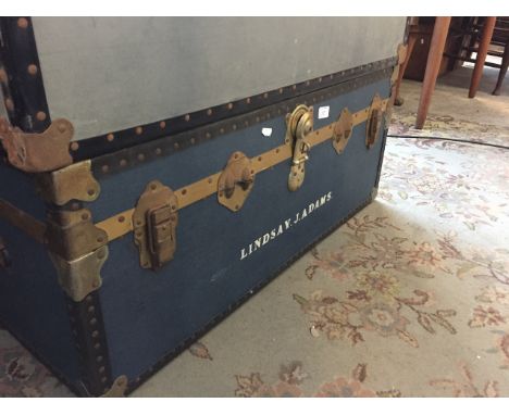 BLUE TRUNK. L92CM