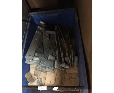 BOX OF METAL GATE HINGES