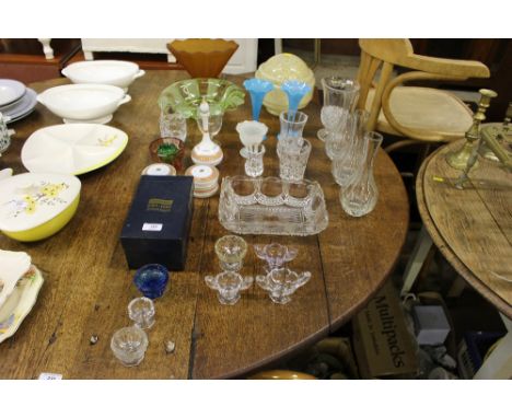 A quantity of various glassware to include a light shade; an Art Deco style bowl etc.