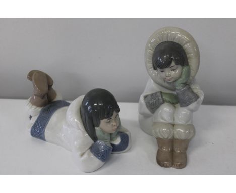 Two Nao Eskimo figures 