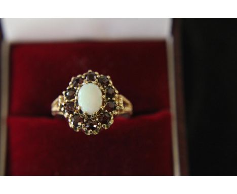 A vintage 9ct gold &amp; opal ring 