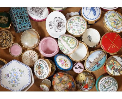 Thirteen assorted Halcyon Days and Staffordshire enamel boxes