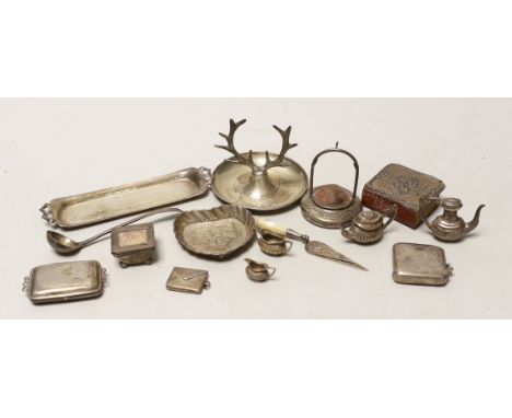 A small quantity of sundry collectable silver including a modern miniature four piece tea set of tray, a watch stand and ring