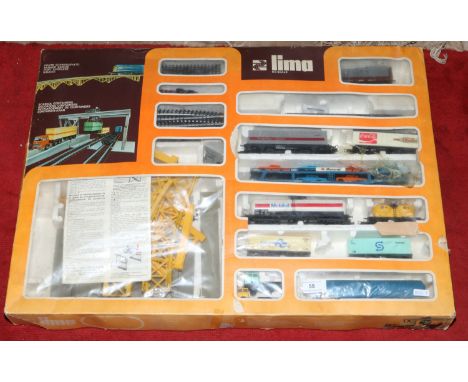 A boxed Lima Ho scale model railway (Incomplete).