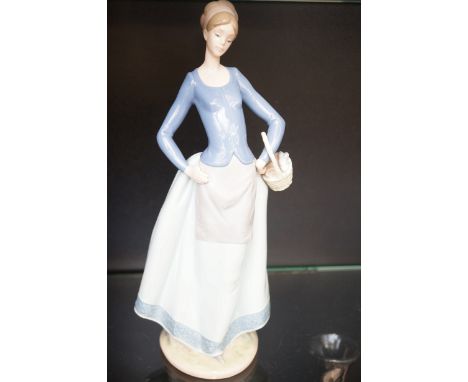 Large Nao figurine, height 33cm