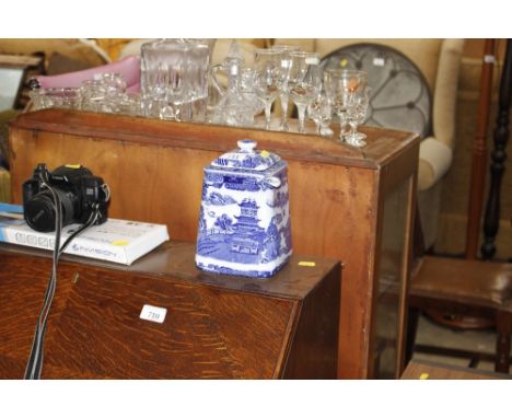 A Ringtons Ltd. tea merchants blue and white willow patterned teapot