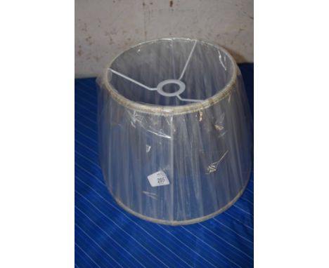 PLEATED LAMP SHADE, APPROX 30CM 