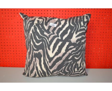 SQUARE PRINT PATTERN CUSHION APPROX 15 INCH