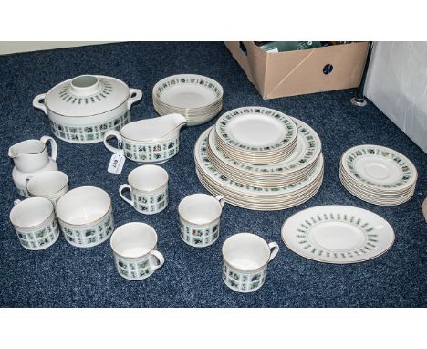 Royal Doulton 'Tapestry' Dinner Service, comprising 6 x 10.5'' dinner plates, 5 x 9'' plates, 6 x 6.5'' plates, 6 x bowls, 6 