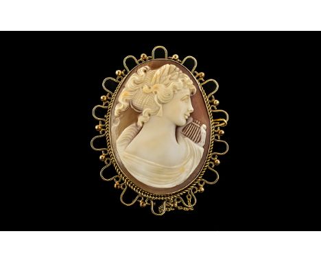 Ladies Large and Impressive Nice Quality 9ct Gold Mounted ( Ornate ) Oval Shaped Shell Cameo Brooch / Pendant. Depicts a Well