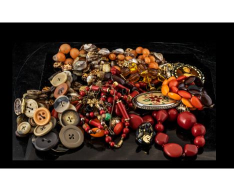 Bag of Vintage Costume Jewellery. Good Mixed Lot of Vintage Costume Jewellery, Needs a Good Sort. 