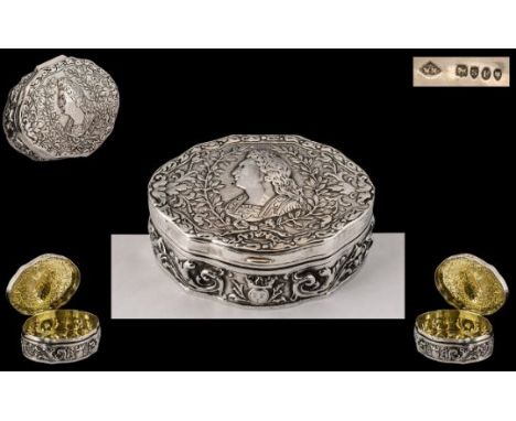 French 19th Century Louis VIIII Silver Snuff/ Trinket Box of stunning quality, having the raised bust of Louis to the lid, wi