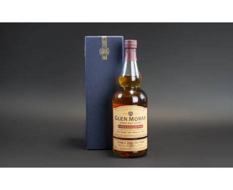 Glen Moray - Finest Quality Single Speyside Malt Scotch Whisky. Ltd Edition - Distilled In 1986, Cask No 4696. Vol 64.4 % - 7