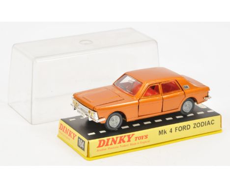 Dinky Toys N°108 – Joe 90 – Sams' Car – Chromée Avec Sticker – Occasion