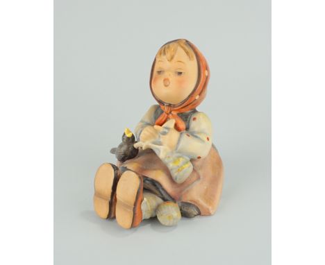 Figur "Strickliesl", Nr.69, Hummel, Stempel-Marke 1950-1955 mit M.I.Hummel-Schriftzug, Entwurf Arthur Möller 1937, H.9cm
