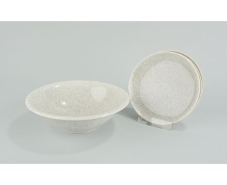 3 Schälchen und eine Schüssel, Entwurf Trude Petri für KPM Berlin, 1.Hälfte 20.Jh. graues Craquelé, Schälchen-D.12,5cm, Schüs
