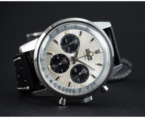 A GENTLEMAN'S STAINLESS STEEL PRIMATO "SHERPA GRAPH" CHRONOGRAPH WRIST WATCH  CIRCA 1968, WITH "PANDA" DIALMovement: 17J, man
