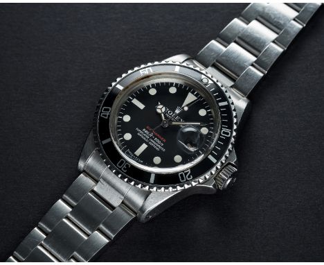 A RARE GENTLEMAN'S STAINLESS STEEL ROLEX OYSTER PERPETUAL DATE "RED WRITING" SUBMARINER BRACELET WATCHCIRCA 1971, REF. 1680 W