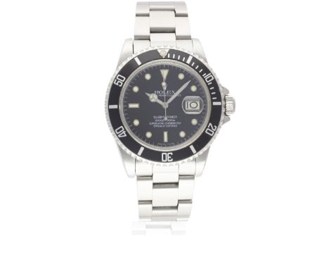 A GENTLEMAN'S STAINLESS STEEL ROLEX OYSTER PERPETUAL DATE SUBMARINER BRACELET WATCHDATED 1984, REF. 16800 WITH ORIGINAL BOX &