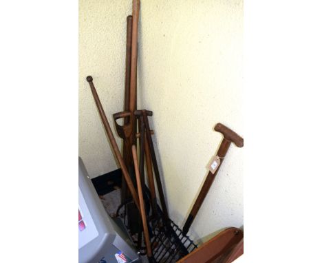 Quantity of garden tools   Condition: 