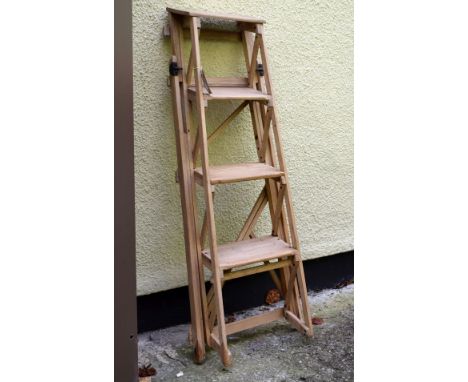 Vintage pine folding steps   Condition: 