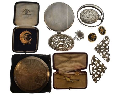 Circular silver compact, snap bangle, locket and a small quantity of interesting miscellanea   Condition: 