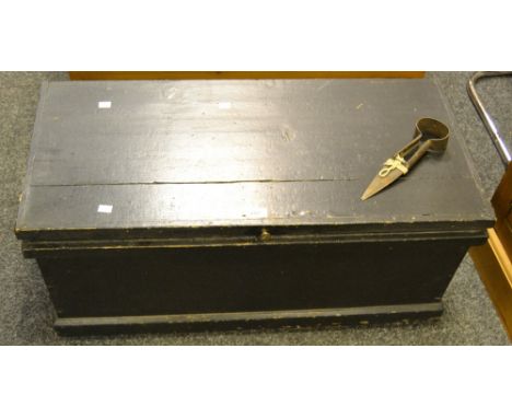An early 20th Century painted toolbox; various small tools (2)