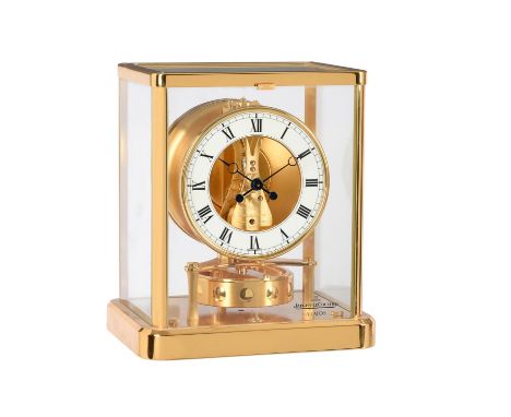 A gilt brass 'Atmos' timepiece Jaeger-LeCoultre, model 540, late 20th century The single train movement wound via the expansi