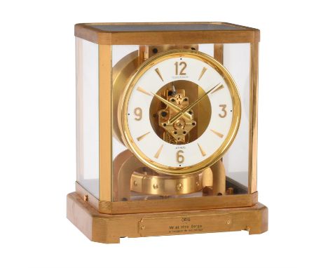 A gilt brass 'Atmos' timepiece Jaeger-LeCoultre, model 519, 1950sThe single train movement wound via the expansion and contra