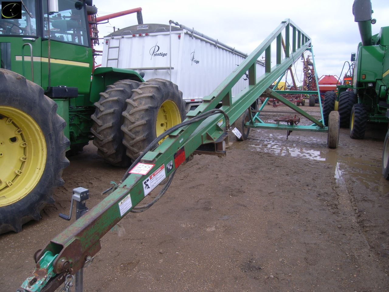 Westeel 6000lb capacity bin crane