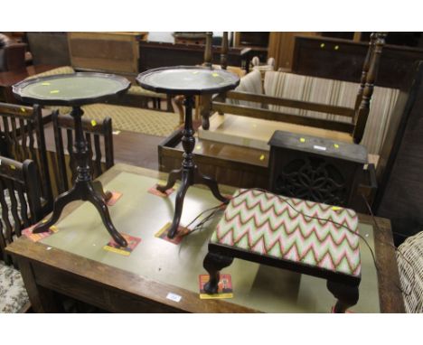 A PAIR OF LEATHER TOPPED WINE TABLES, TOGETHER WITH A SMALL STOOL AND A VINTAGE SPEAKER 