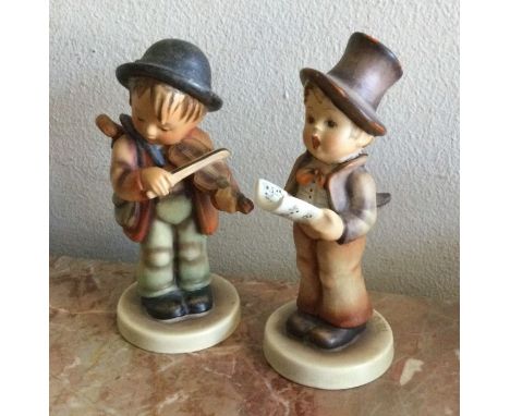 Two Hummel figures. Est. £10 - £20.