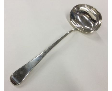 A large Georgian OE pattern silver soup ladle. London. Approx. 138 grams. Est. £80 - £120.