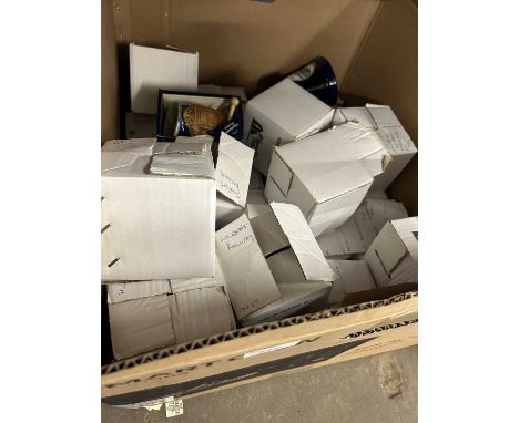 Box of assorted ceramic souvenir mugs etc