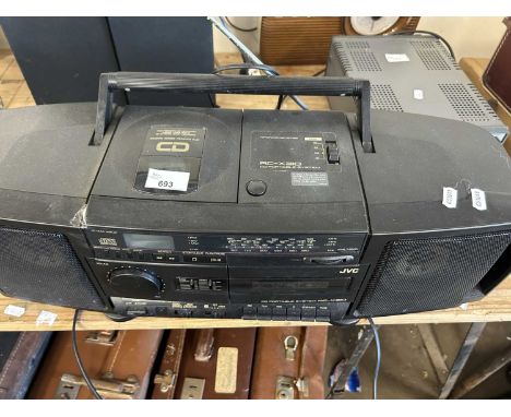 A JCV RCX310 CD portable system
