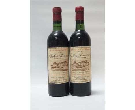 CHATEAU BOUSCAUT 1967 VINTAGE
A pair of vintage bottles of Bordeaux.  Chateau Bouscaut 1967 Vintage.  2 x 1 Pt 8 Fl Ozs.  12%