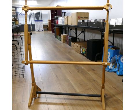 Adjustable wooden tapestry stand, 80 cm long x 105 cm high.