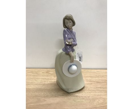 NAO FIGURINE 1303 GIRL WITH BIRD