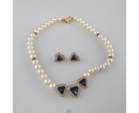 Vintage-Set aus Perlencollier und ein Paar Ohrclips -Attwood & Sawyer / Großbritannien, Kunstperlen, goldfarbenes Metall, dre