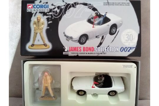 james bond toyota 2000gt corgi