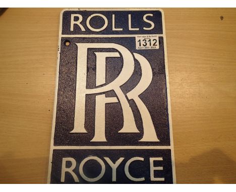 Cast iron Rolls Royce sign, L: 29 cm. P&amp;P Group 1 (£14+VAT for the first lot and £1+VAT for subsequent lots) 